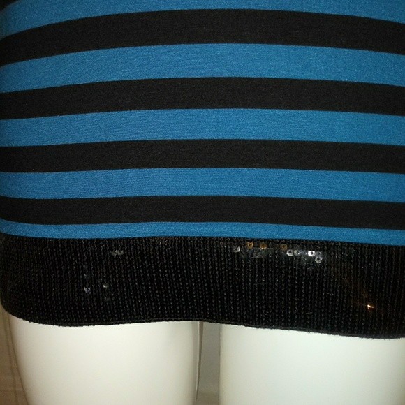 SOLD❤ 3 for $20....Apt 9 shirt w/ Sequence - Picture 2 of 5